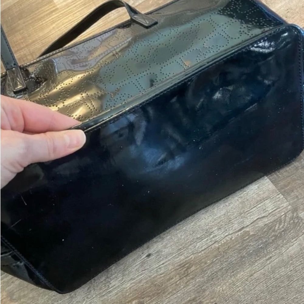 Kate Spade Tote - Picture 3 of 4